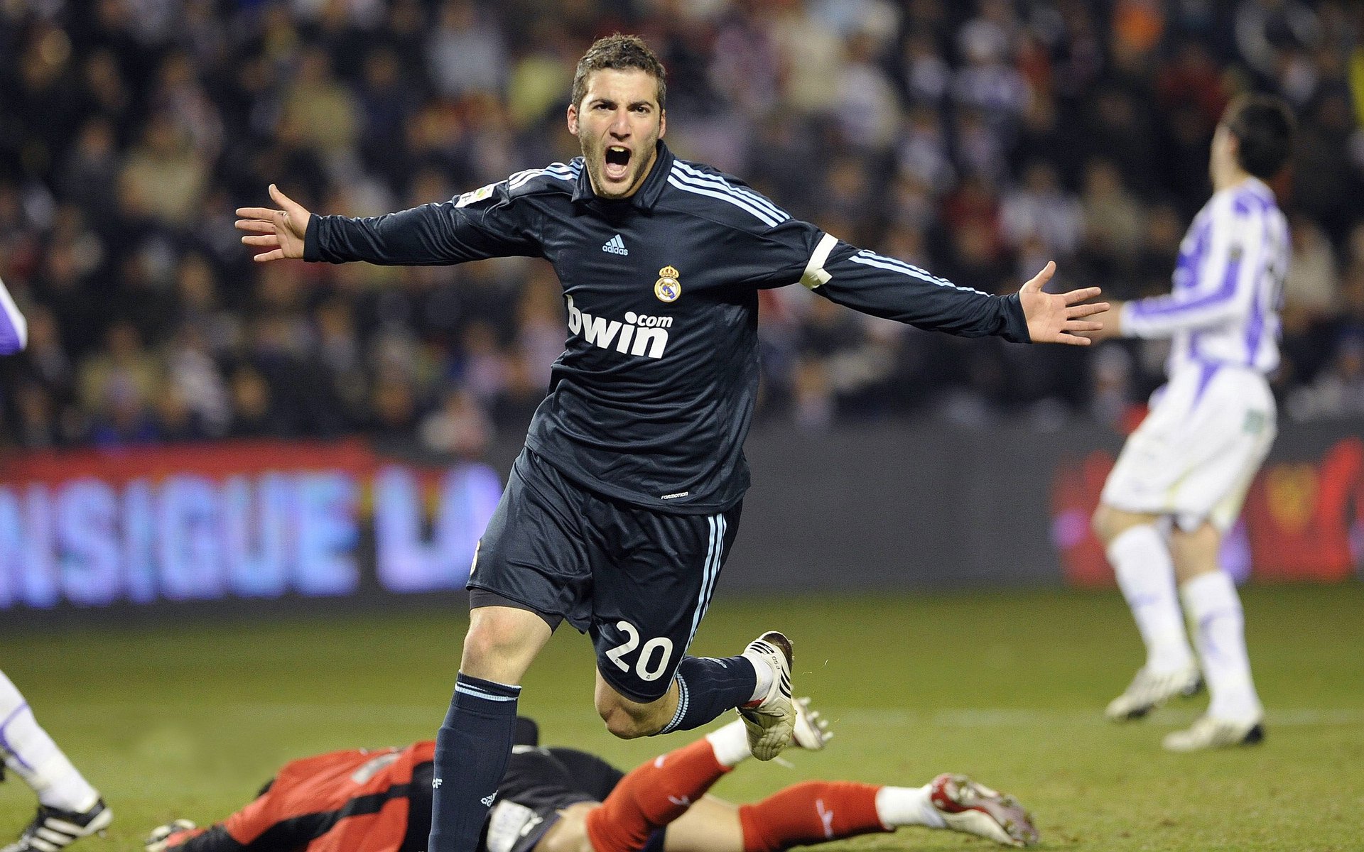 葡萄牙体育调整战术阵型，葡萄牙 阵型